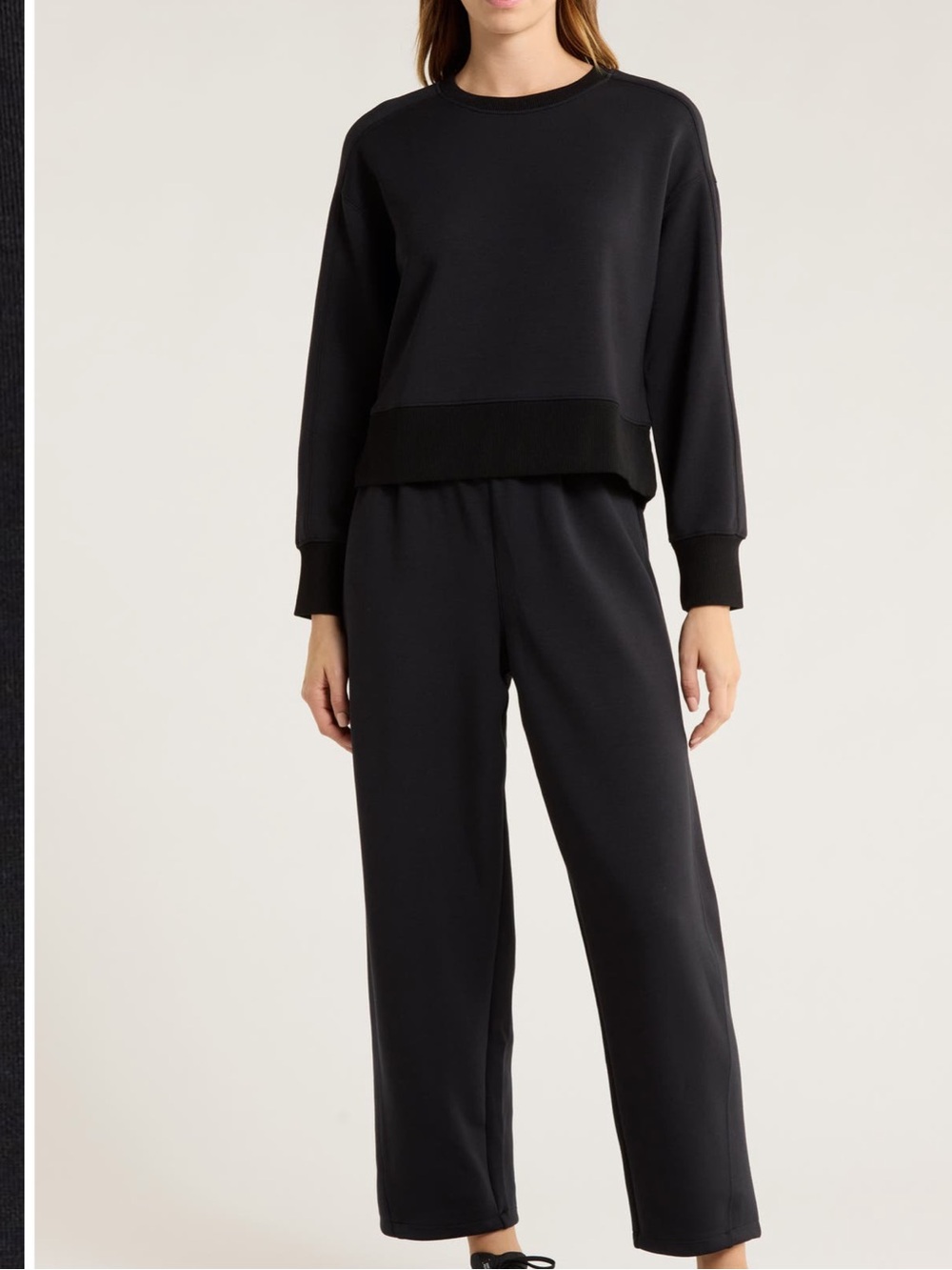 SPANX®
AirEssentials® Luxe
Crop Crewneck
Sweatshirt